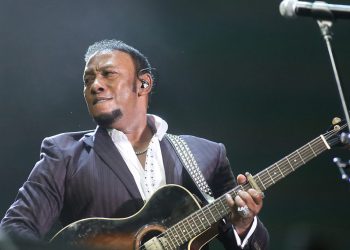 Tribunal emite orden de arresto contra el bachatero Anthony Santos