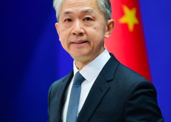 China arremete contra decisión de EE.UU. de incluir más de 20 empresas en su lista negra