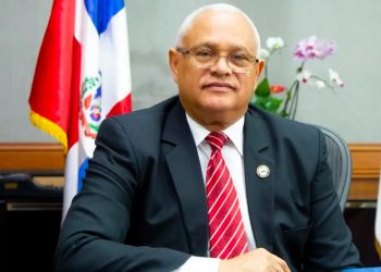 Hackean celular del director de la Tesorería Nacional y piden dinero a su nombre