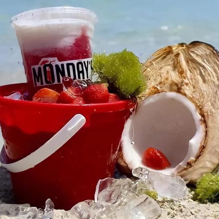 Condenan a 30 años de prisión a hombre que fabricó bebida Monday’s que mató a cuatro personas