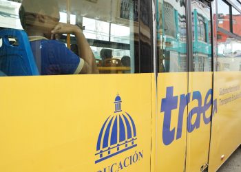 Incorporan 100 nuevos autobuses al transporte de estudiantes de escuelas públicas