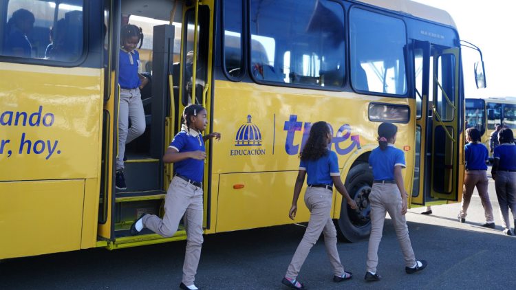 Transporte escolar ha trasladado a más de 4 millones de estudiantes