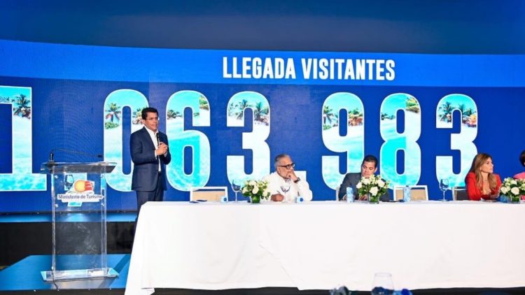 Turismo inicia el 2024 con el mejor enero de la historia, informa David Collado