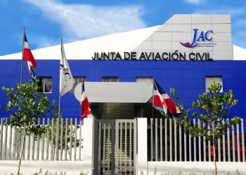 Aviación Civil establece nuevo récord al abrir 121 nuevas rutas aéreas en cinco meses