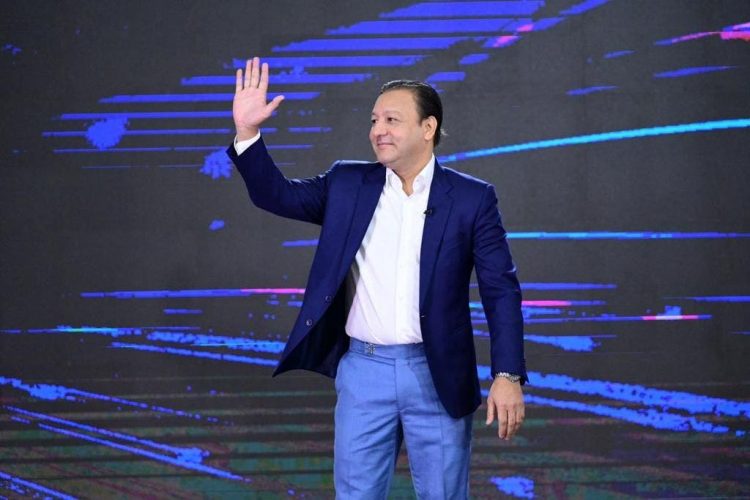 Martínez anuncia unión de RescateRD en 25 de 32 senadurías.