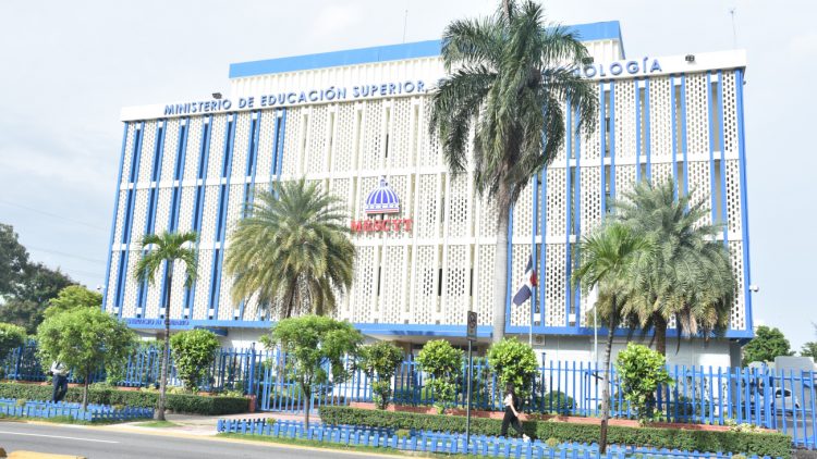 Suspenden docencia en universidades por motivo de las elecciones municipales