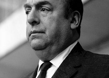 Ordenan reabrir la investigación sobre la muerte de Pablo Neruda tras el golpe de Estado