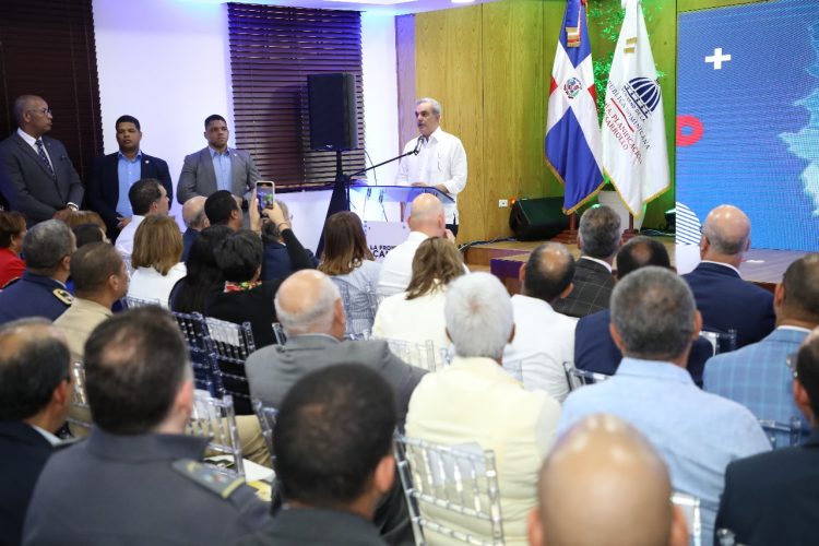 Gobierno informa realiza obras en la frontera por más de RD$2,500 millones