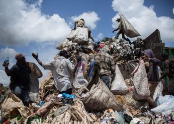 Encuentran cadáver de una mujer dentro de un saco en vertedero de Cancino Adentro