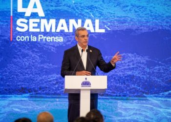 Así reaccionó Abinader al ser preguntado por supuesto avistamiento de Ovnis en RD