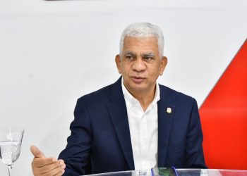 Presidente del Senado considera que la oposición debe revisarse