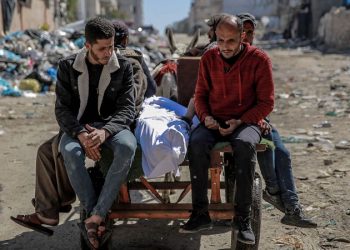 Israel niega disparar contra los palestinos durante ayuda humanitaria