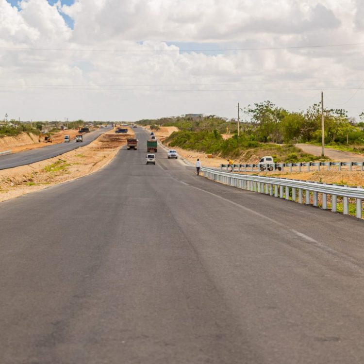 Extensión tramo III de la avenida Ecológica está en su etapa final, informa Obras Públicas