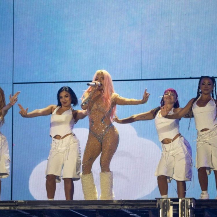 Así fue la espectacular presentación de Karol G en Santo Domingo
