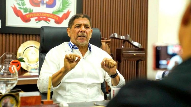 Ministro de Agricultura asegura que el ministerio no tiene deuda con cebolleros