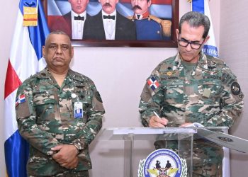 Ministerio de Defensa inaugura farmacia y remoza oficinas en la Junta de Retiro