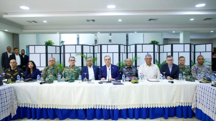 Presidente Abinader encabeza reunión de seguimiento al Plan de Seguridad Ciudadana