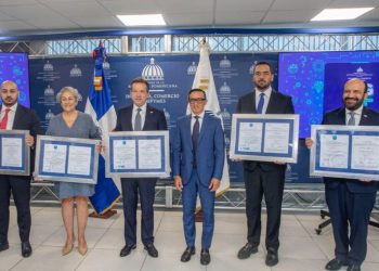 MICM logra acreditación en cinco normas ISO internacionales