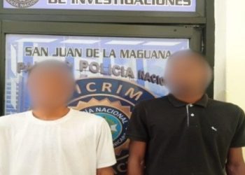 Arrestan a dos hombres que transportaban clandestinamente a nueve indocumentados haitianos