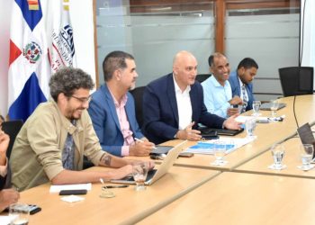 Ministerio de Economía y BID estudian propuesta desarrollo de PMOT para Pepillo Salcedo