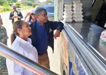 Comedores Económicos asisten a familias afectadas por las inundaciones