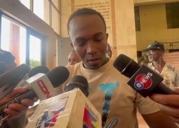 Migración aclara incidente con agente de la Policía Nacional