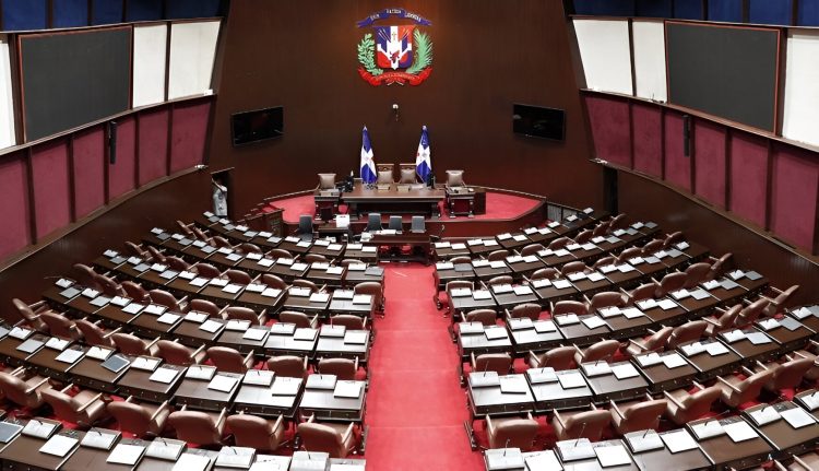 Proyecto sobre candidaturas independientes será sometido a vistas públicas