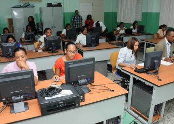 Casi 50 mil se registran en el Concurso de Oposición Docente Focalizado 2024