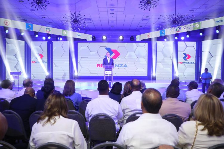 Abinader: “Los próximos 4 años serán los de mayores reformas para consolidar el avance de RD”