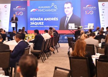 Presidente JCE llama a candidatos a enviar mensajes de dignidad, civismo y prudencia