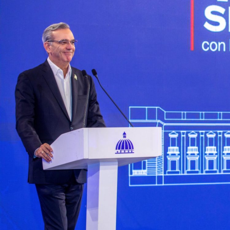 Abinader dice Gobierno ha recuperado y creado más de 657 mil empleos hasta la fecha