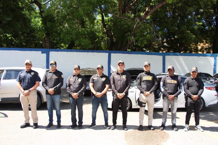 DICRIM desmantela banda de robo de autos y recuperan seis vehículos variados