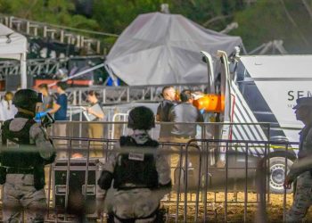 Varios muertos y heridos tras desplome del escenario durante un mitin político en México