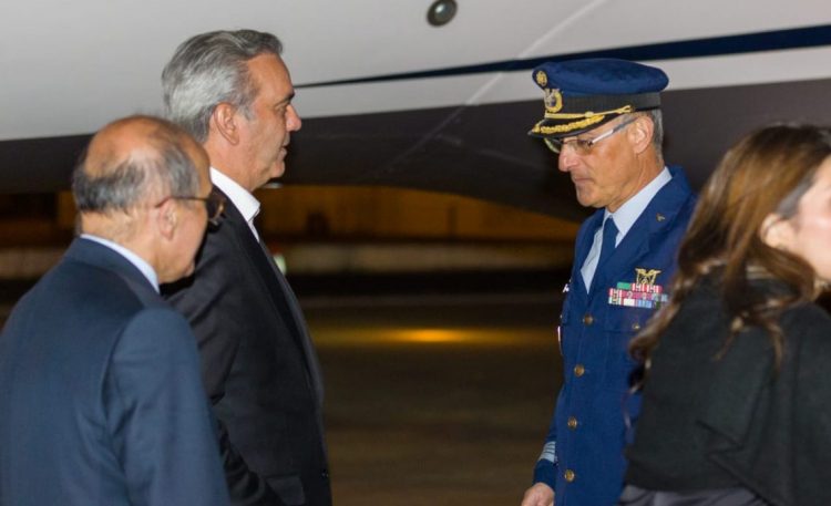 Presidente Luis Abinader llega a Portugal