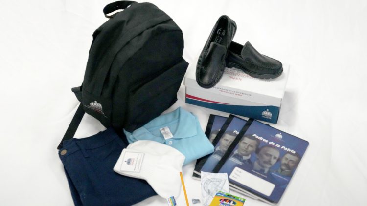 Inabie reitera directores de escuelas deben entregar kits escolares completos a los estudiantes