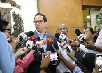 PRM solicita a JCE actuar frente a “campaña de noticias falsas” contra Luis Abinader