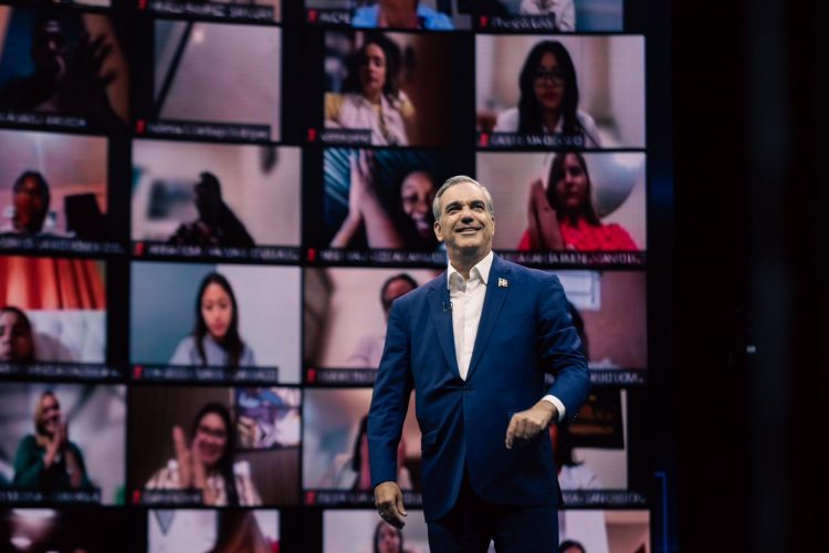 Abinader pide votar contra quienes “no pudieron resolver” los problemas del país en el pasado