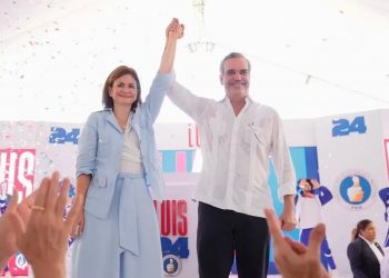 Con video “Luis y Raquel tienen bonito mi país", Raquel Peña pide cuatro años más para Abinader