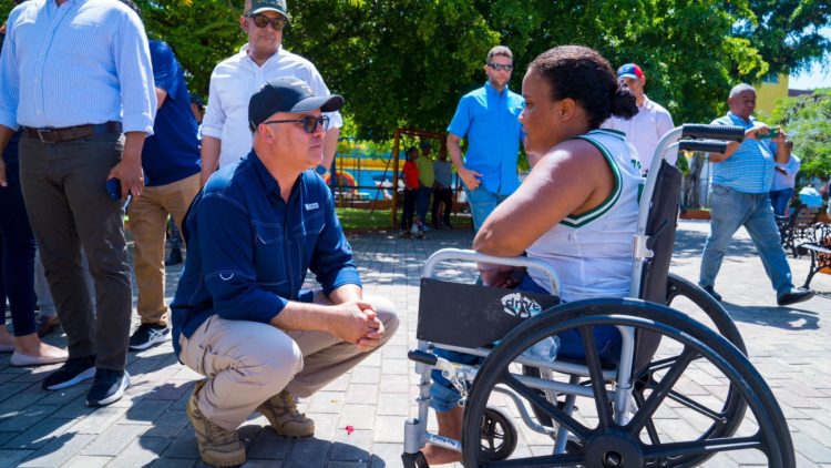Gobierno lleva ayudas a familias afectadas por las lluvias en varias localidades el país
