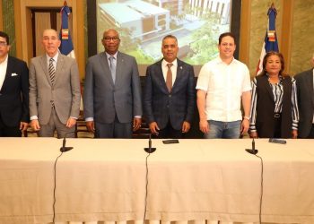 Gobierno anuncia construcción de una extensión de la UASD en Santo Domingo Este