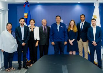 Agencia Francesa para el Desarrollo visita el Ministerio de Salud Pública