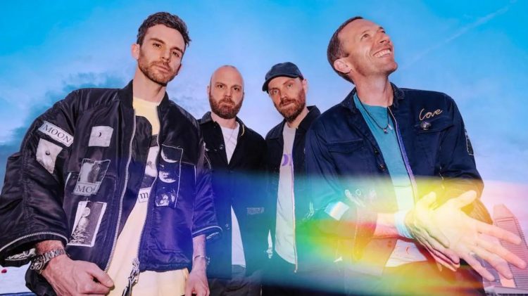 Coldplay fabricará álbumes de vinilo con botellas de plástico