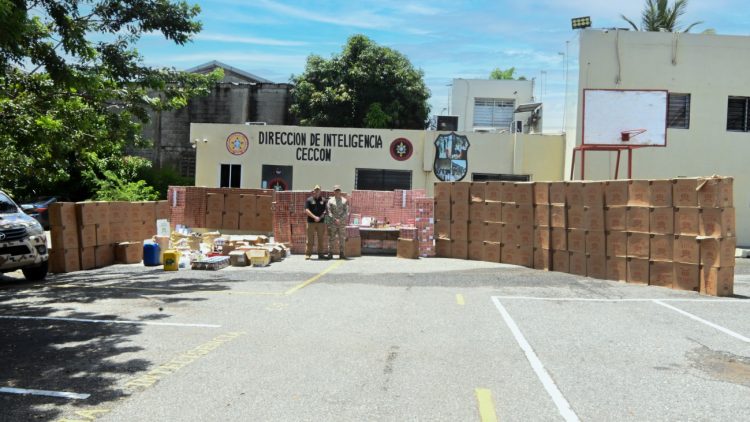 Cesfront entrega 1,500,000 unidades de cigarrillos que serían introducidas al país de manera irregular