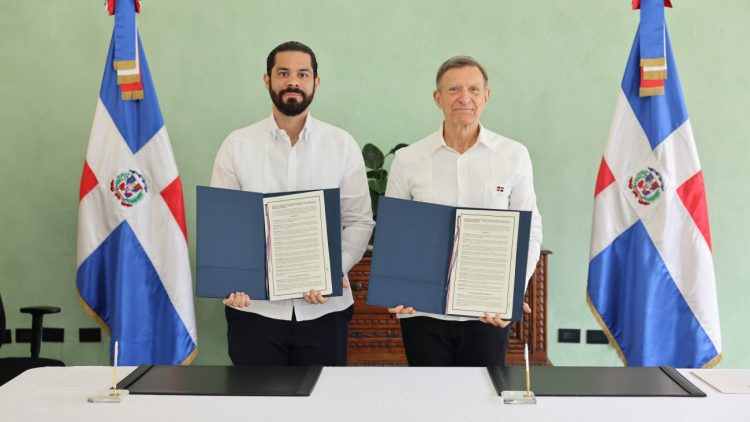 MIREX y MLB firman acuerdo para agilizar servicios consulares dominicanos a jugadores extranjeros