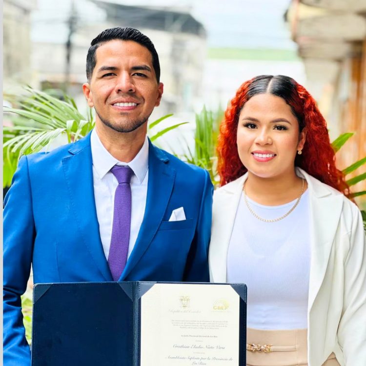 Asesinan al influencer Cristhian Nieto y a su esposa en Ecuador