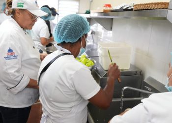 Inabie refuerza conocimientos de proveedores para garantizar correcta preparación de la alimentación escolar
