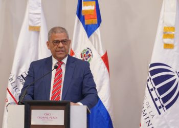 Medida que regula asesores busca racionalizar la nómina y el gasto público, asegura Darío Castillo