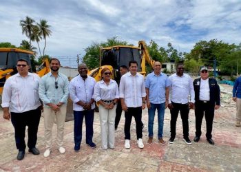 Turismo invertirá más de RD$32 millones para reconstrucción de plaza Canito en Guayacanes