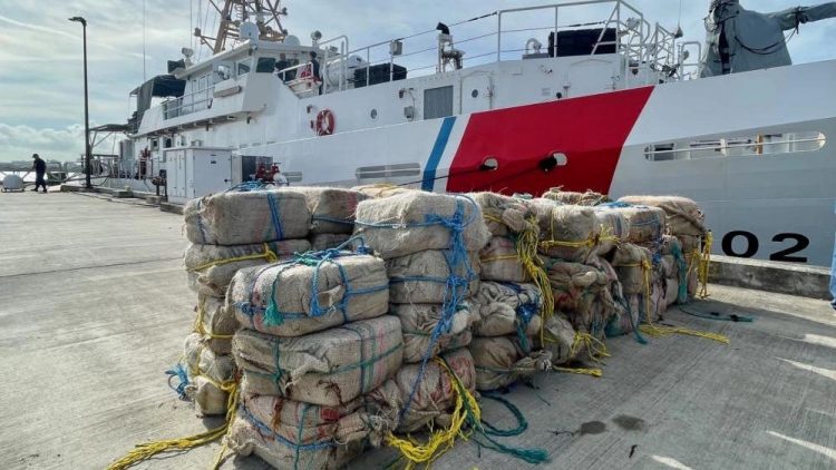 Decomisan en Puerto Rico 204 kilos de cocaína encontrados en un barco procedente de RD