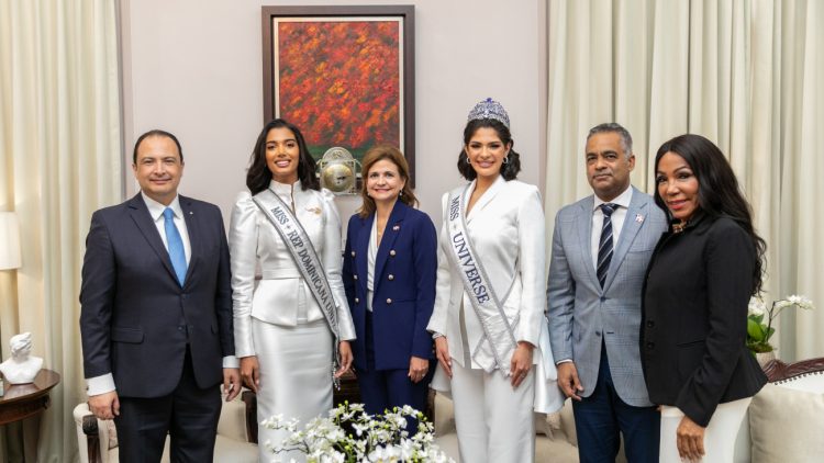 Vicepresidenta recibe visita de Miss Universo 2023 y Miss República Dominicana 2024
